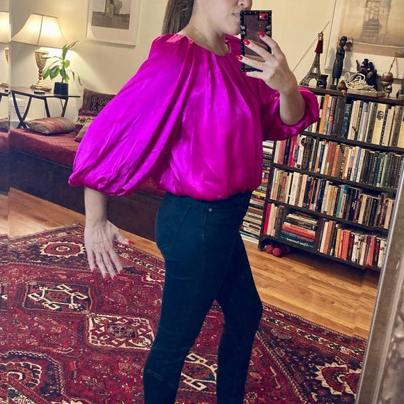 Amanda Uprichard 💖 hot pink 💯 silk top. Size Small. Gently worn. - Picture 3 of 7